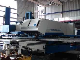 Stanz-Lasermaschine Trumatik TC 6000 L-teilefertigung-laserschneiden-umformen-fräsen-oberflächenbeschichtung